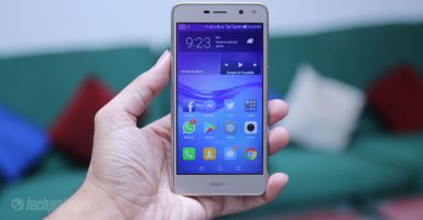 Huawei Y5 2017 Review - Display Hands-on